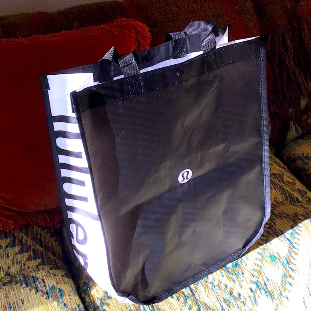🛍 Lululemon large reusable shopper tote